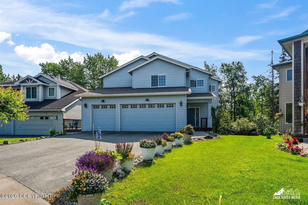2940 Captain Cook Estates Circle, Anchorage
