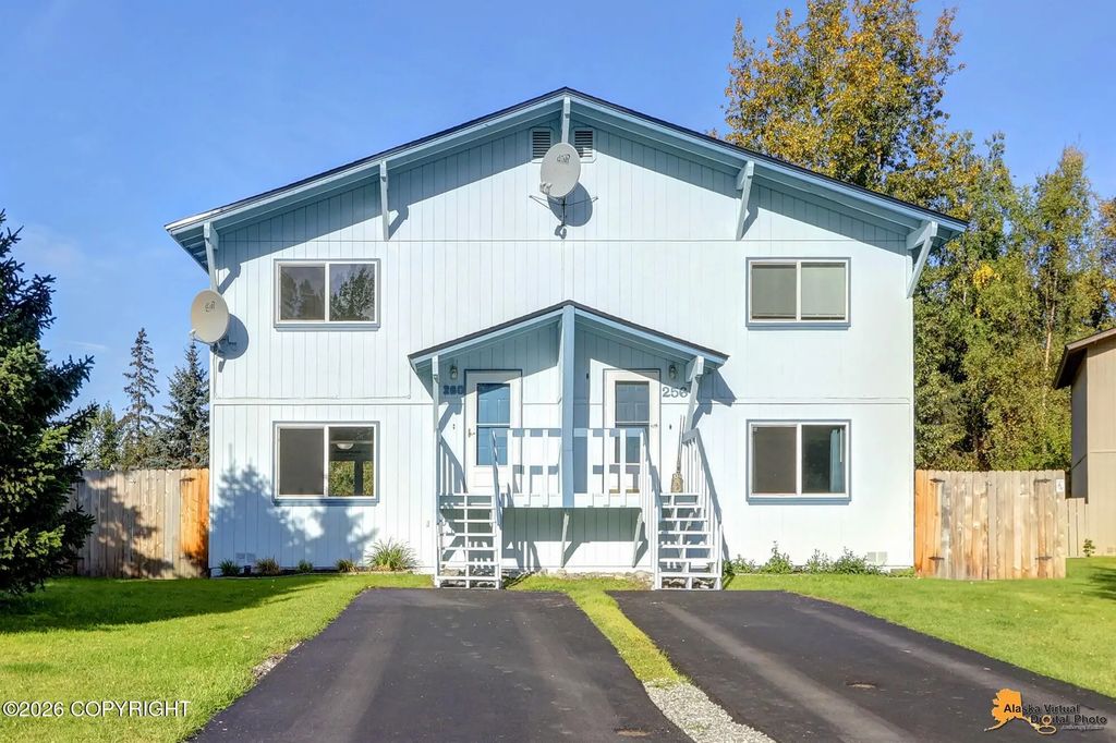 260 Fall Leaf Circle, Anchorage