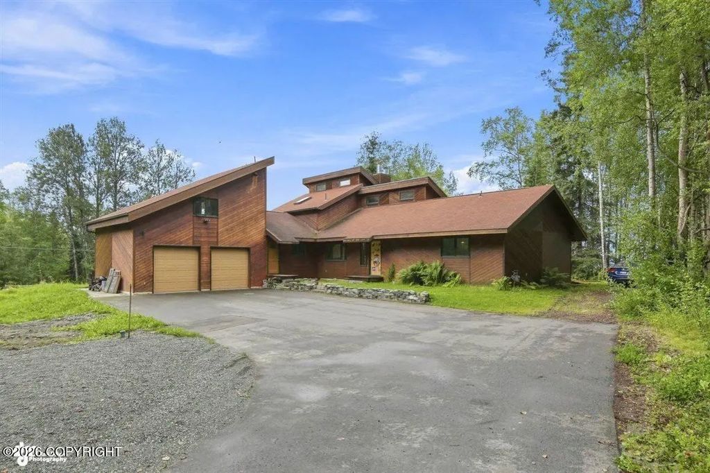 21112 Oberg Road, Chugiak