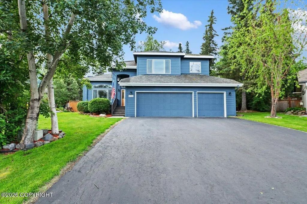 8700 Inyo Circle, Eagle River
