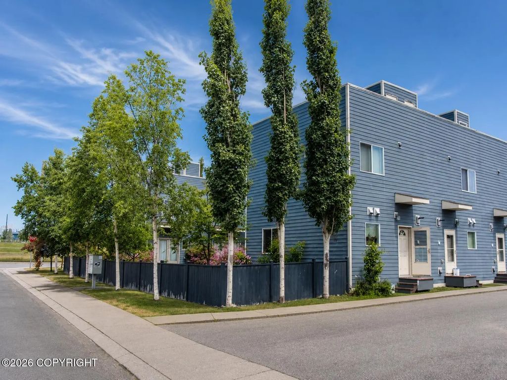 237 W 13th Avenue, Anchorage
