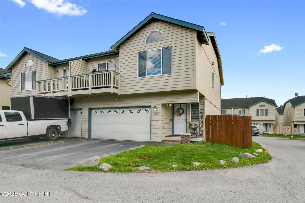 1602 Hardwood Court, Anchorage