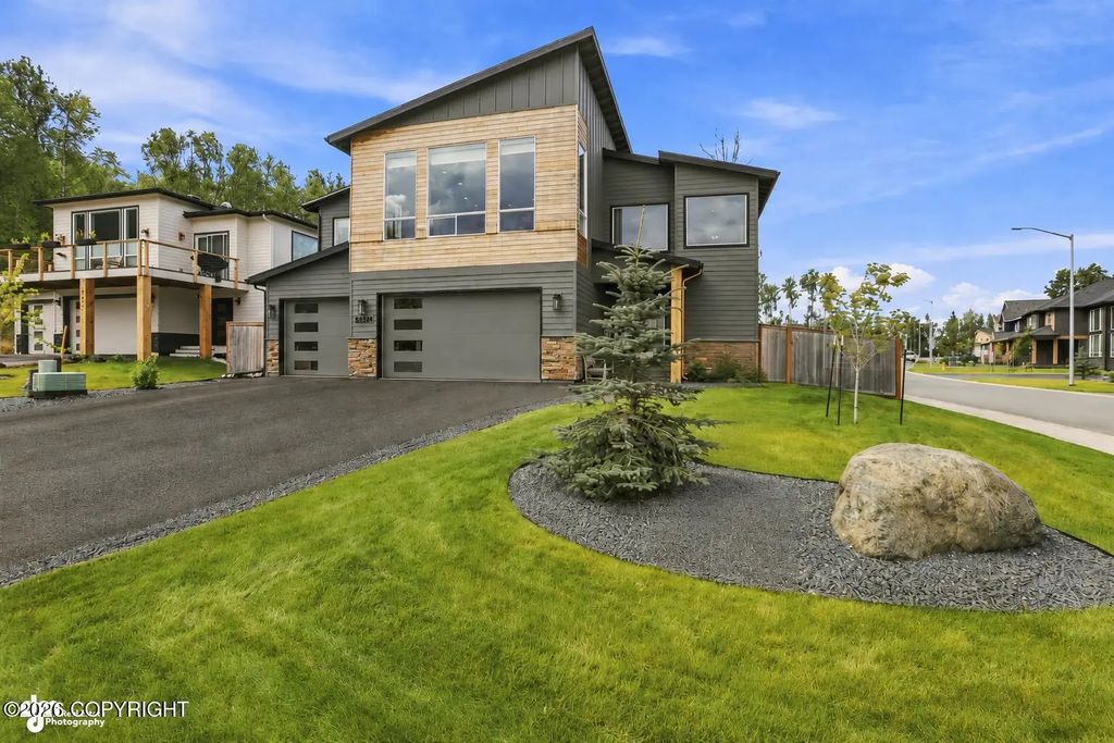 8824 Turlock Drive, Eagle River