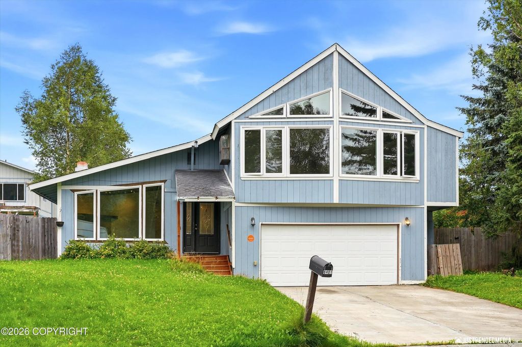 8401 Williwa Circle, Anchorage