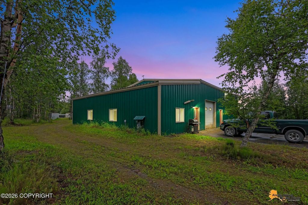 6130 E Beechcraft Circle, Wasilla