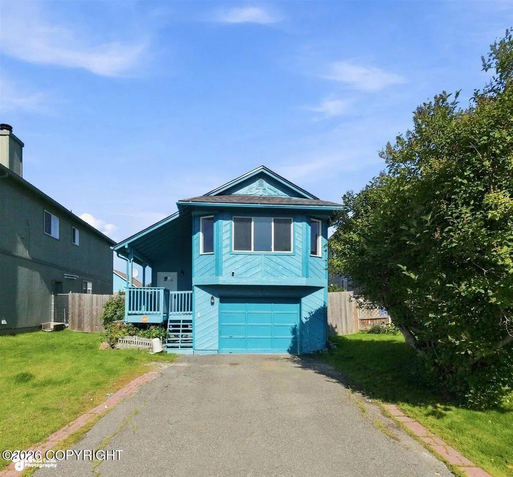 10111 Betula Drive, Anchorage
