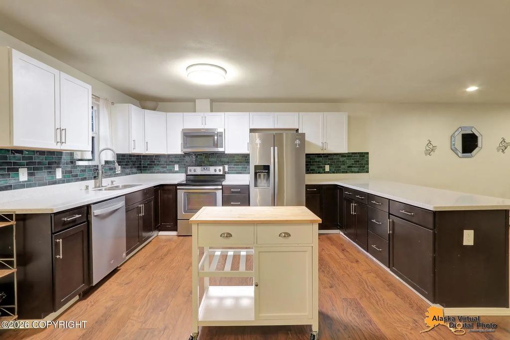 1571 Beaver Place, Anchorage