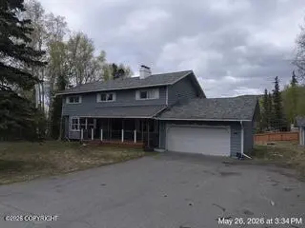 19413 First Street, Eagle River