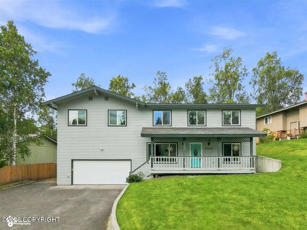 17405 Kantishna Drive, Eagle River