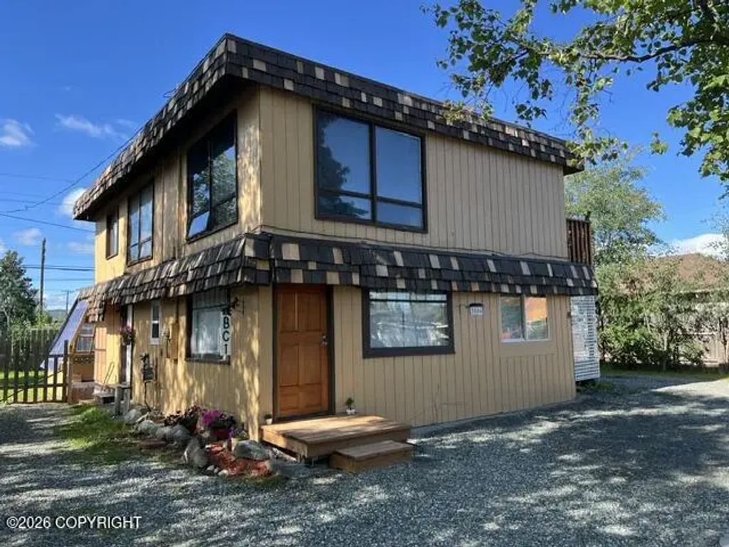 3804 Lois Drive, Anchorage