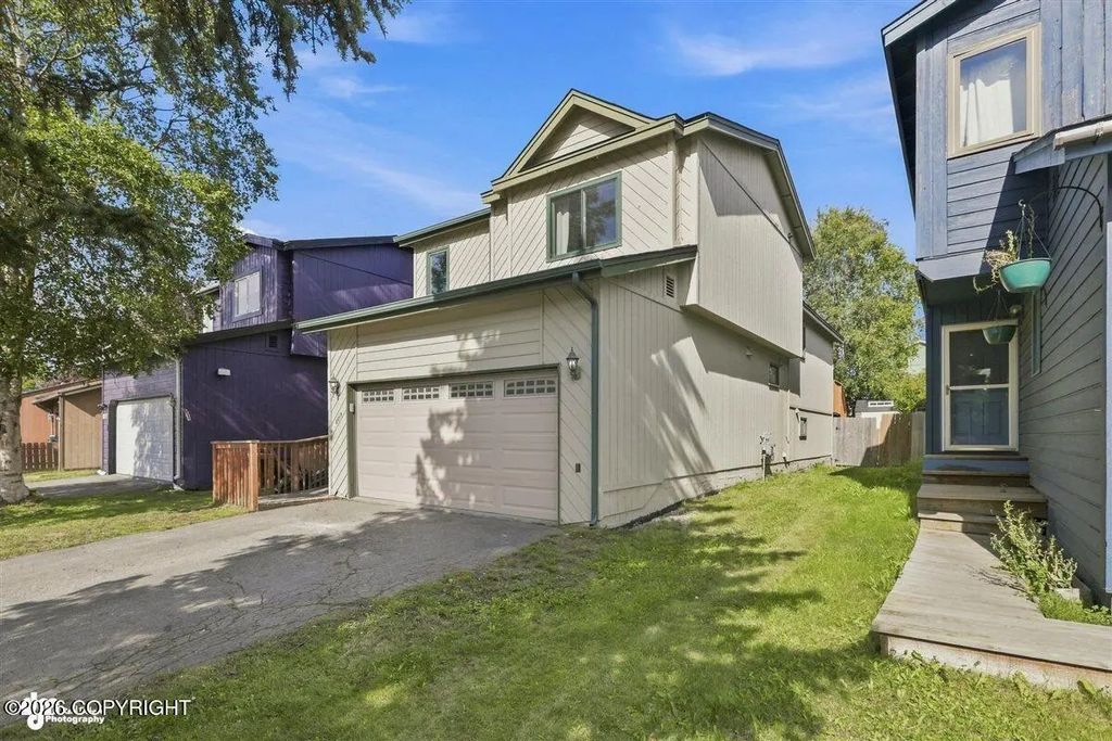 8019 Country Woods Drive, Anchorage