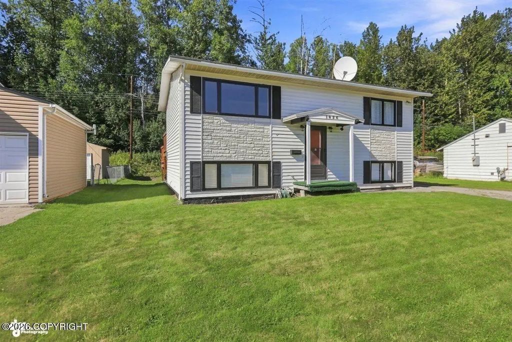 1826 Twining Drive, Anchorage