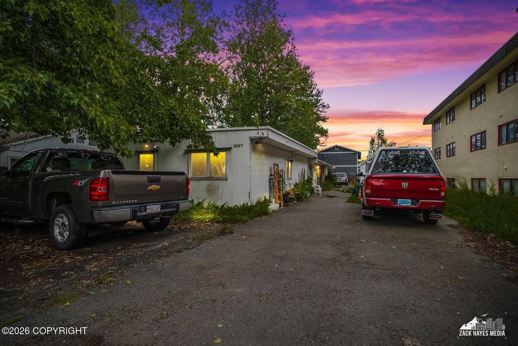 1027 Nelchina Street, Anchorage