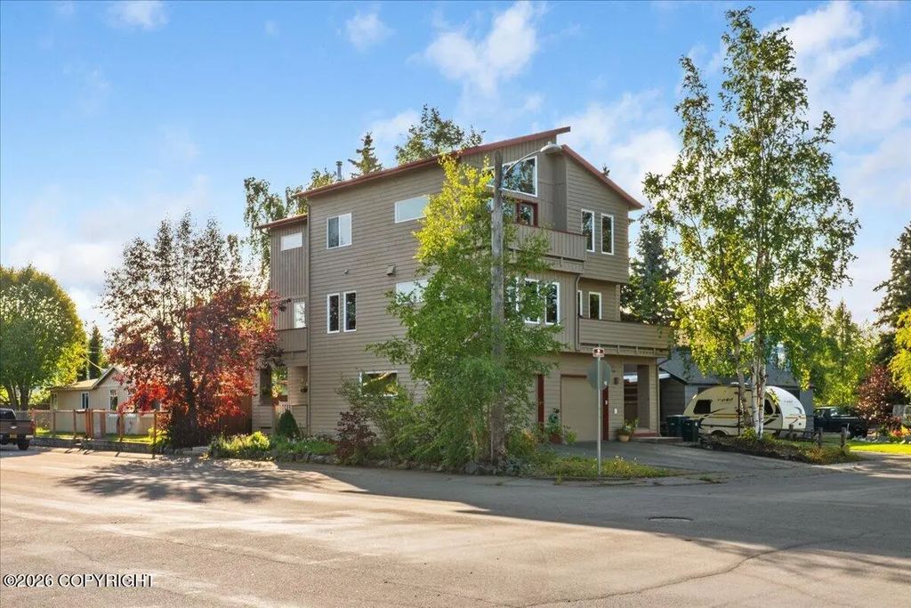 1401 Latouche Street #2, Anchorage
