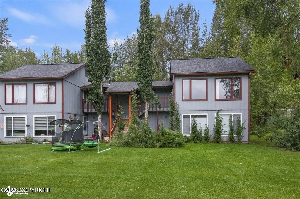 1634 Juneau Drive #b, Anchorage
