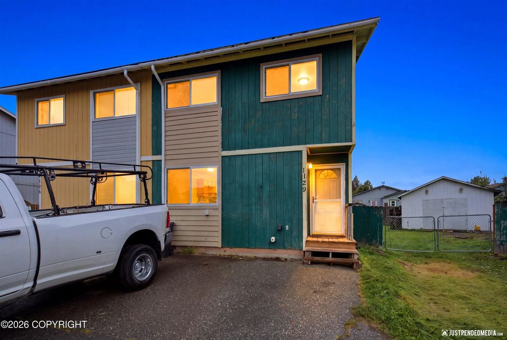 1129 Fred Circle, Anchorage