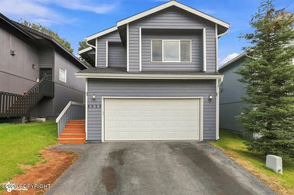8929 Meadow Park Circle, Eagle River