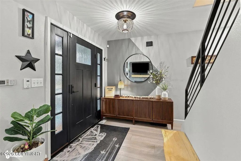 19316 S Mitkof Loop, Eagle River