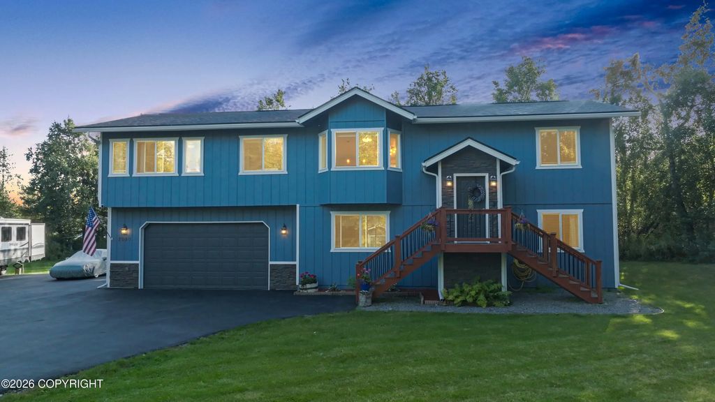 2050 S Bay View Drive, Wasilla