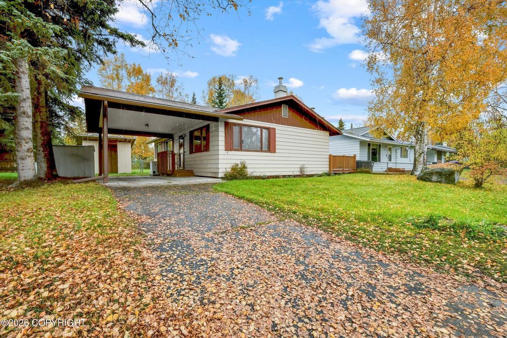 5933 E 22nd Avenue, Anchorage