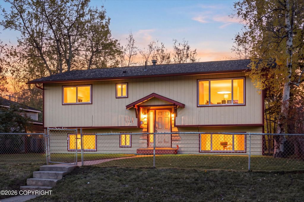 1543 Karluk Street, Anchorage
