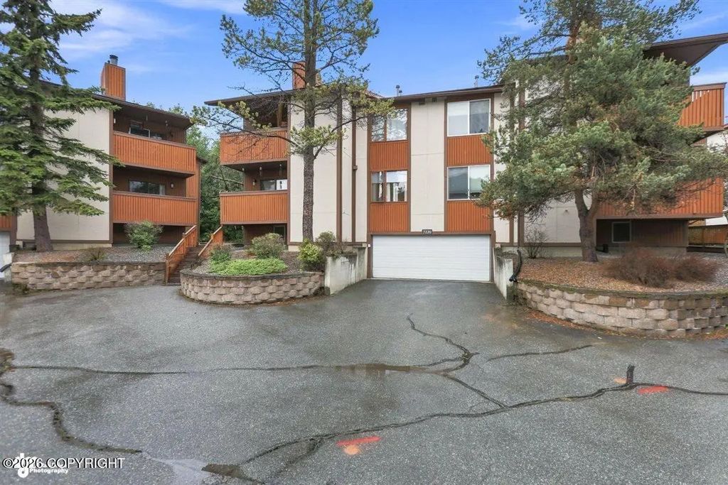 7220 Huntsmen Circle #6b, Anchorage