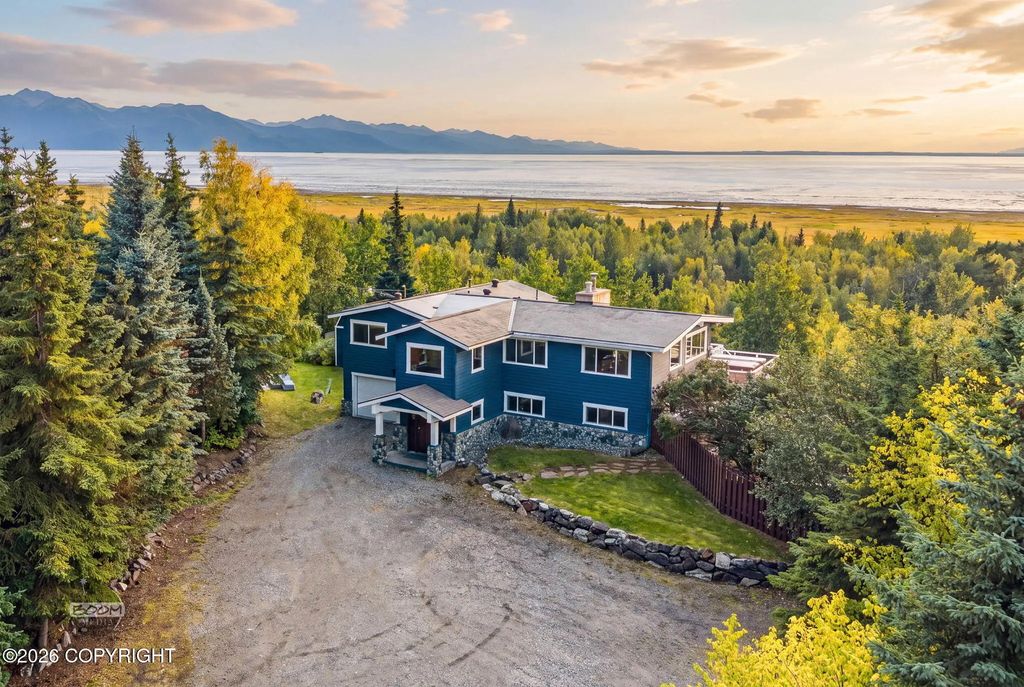 12201 Skyway Drive, Anchorage