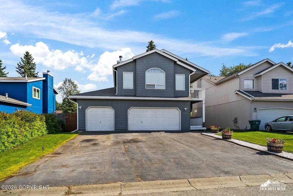 12011 Rolling Meadow Circle, Anchorage