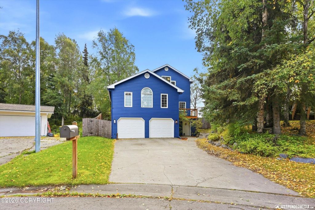 13770 Arne Erickson Circle, Anchorage