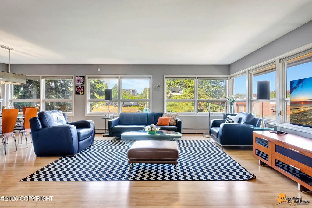 432 W 10th Avenue, Anchorage