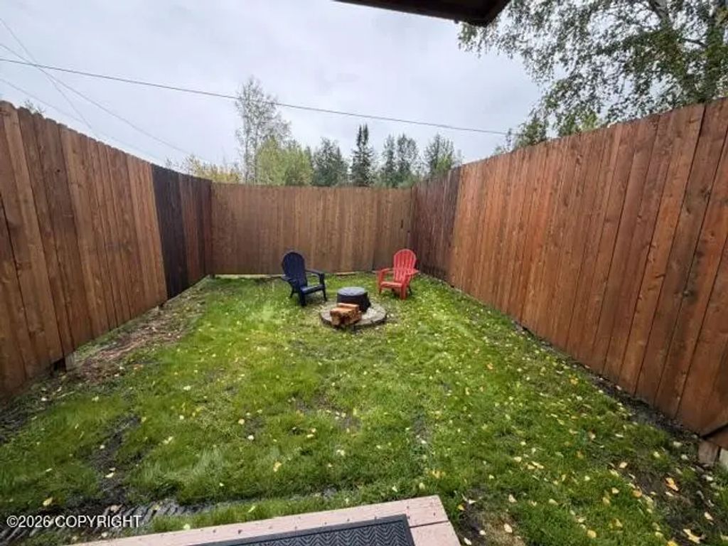 7641 Lumbis Avenue #102, Anchorage