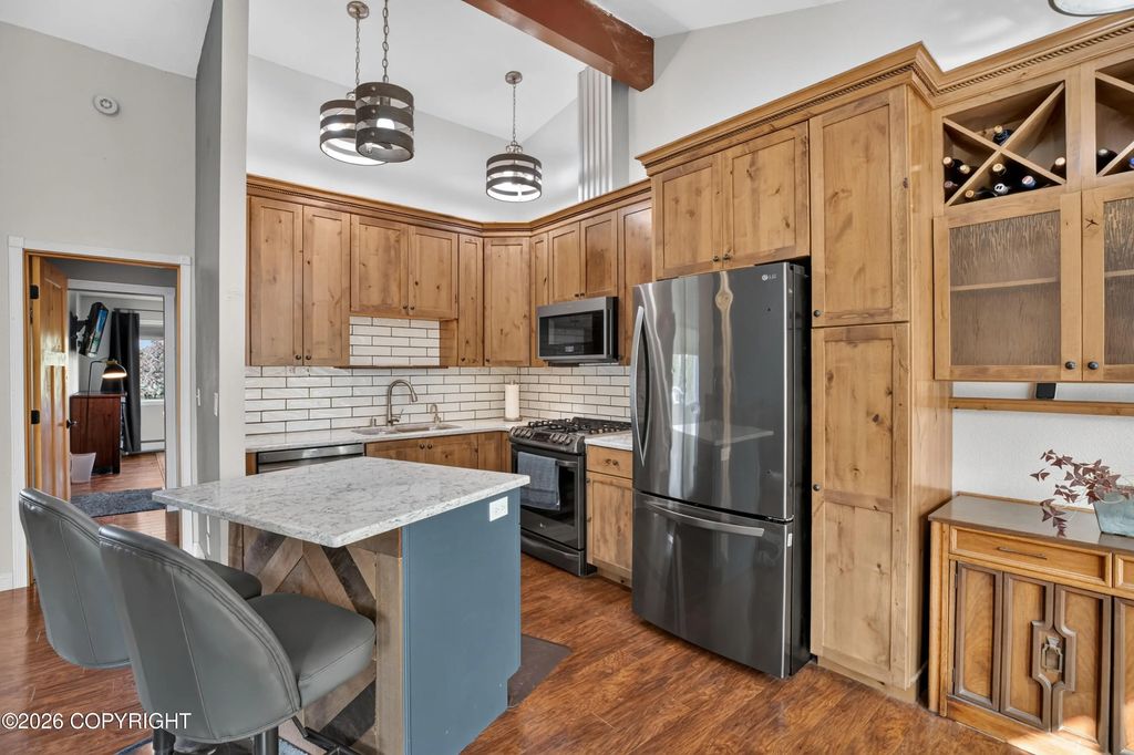6510 E 16th Avenue, Anchorage