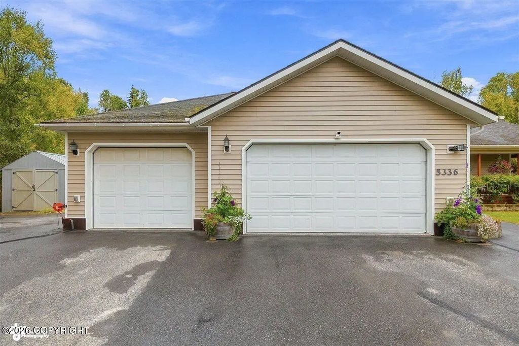 5336 E Kanoa Circle, Wasilla