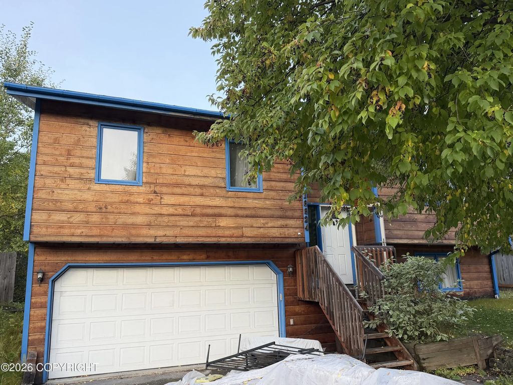 16624 Riddell Circle, Eagle River