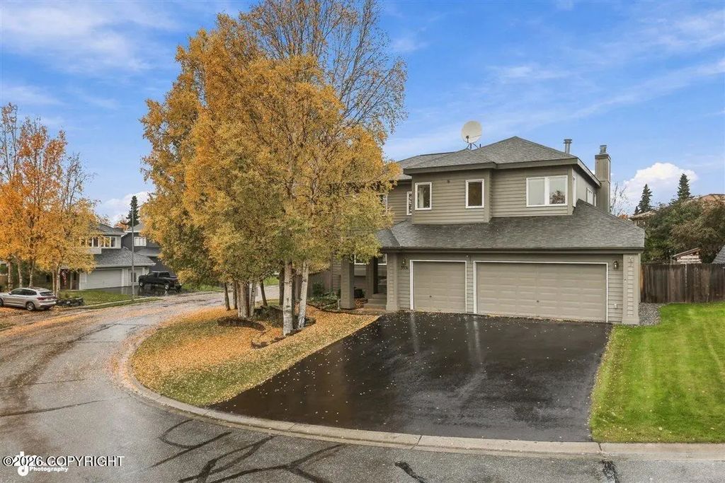 3331 Whiteney Circle, Anchorage