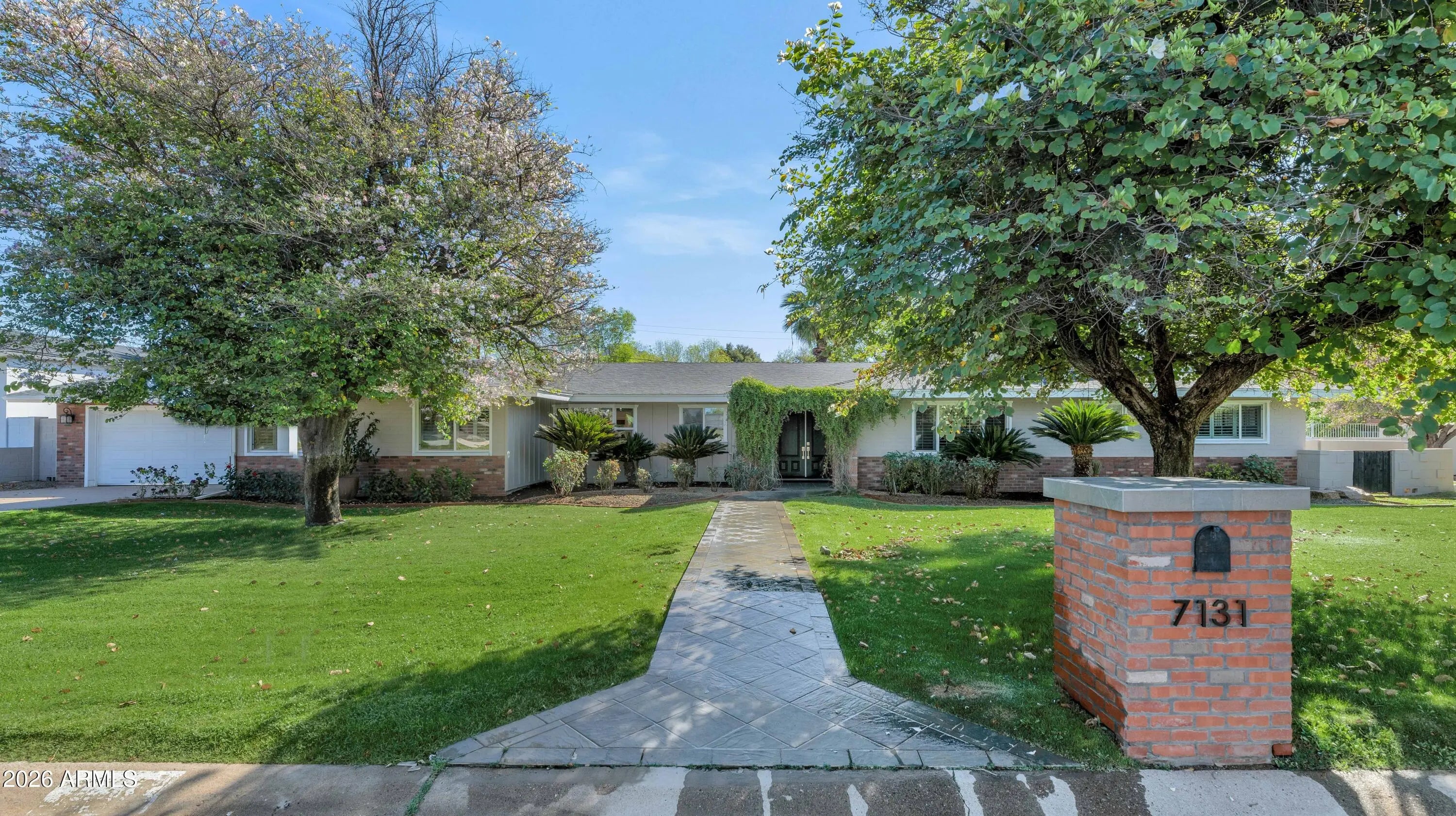 Photo of Listing #6999049