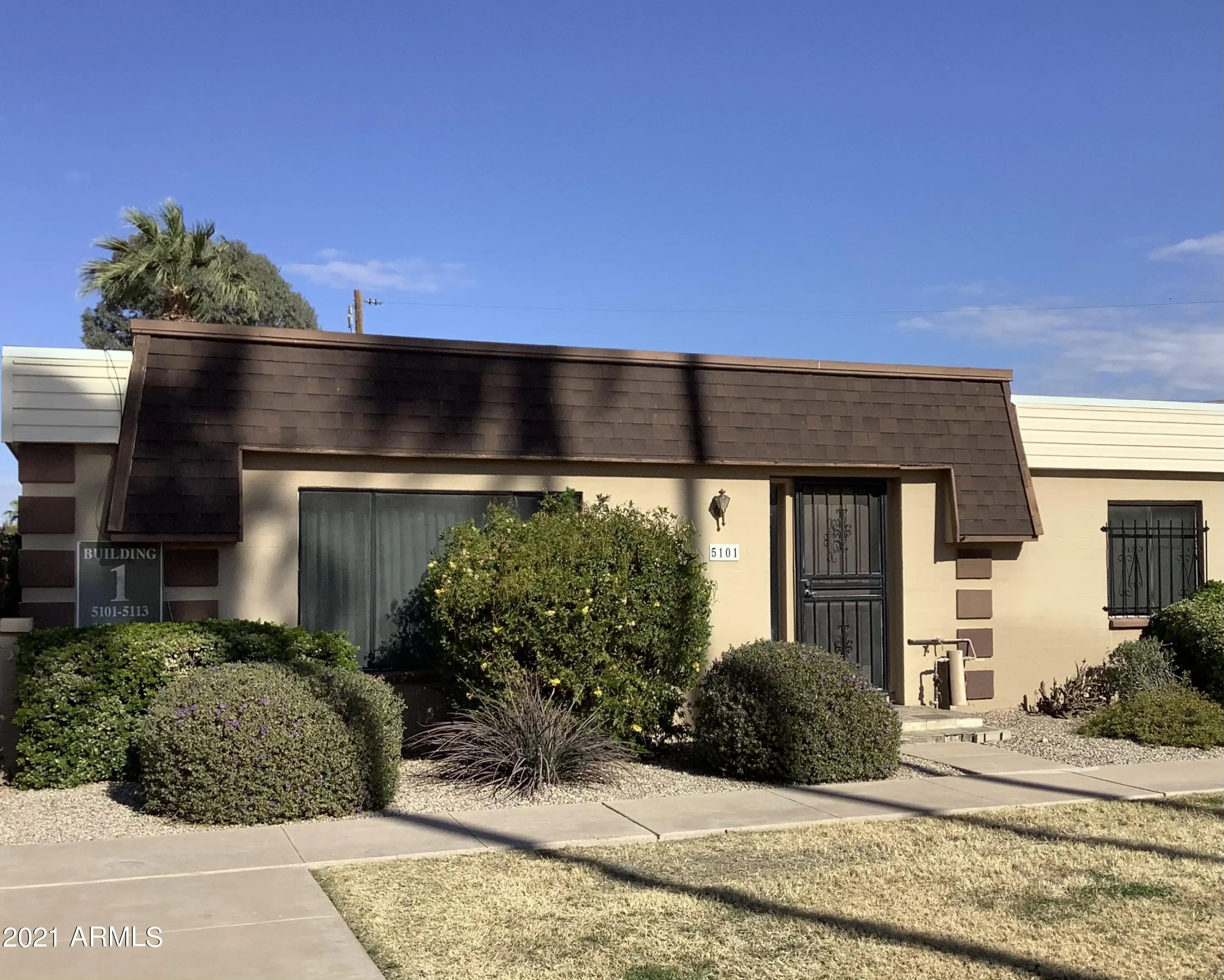 Photo of Listing #6190703