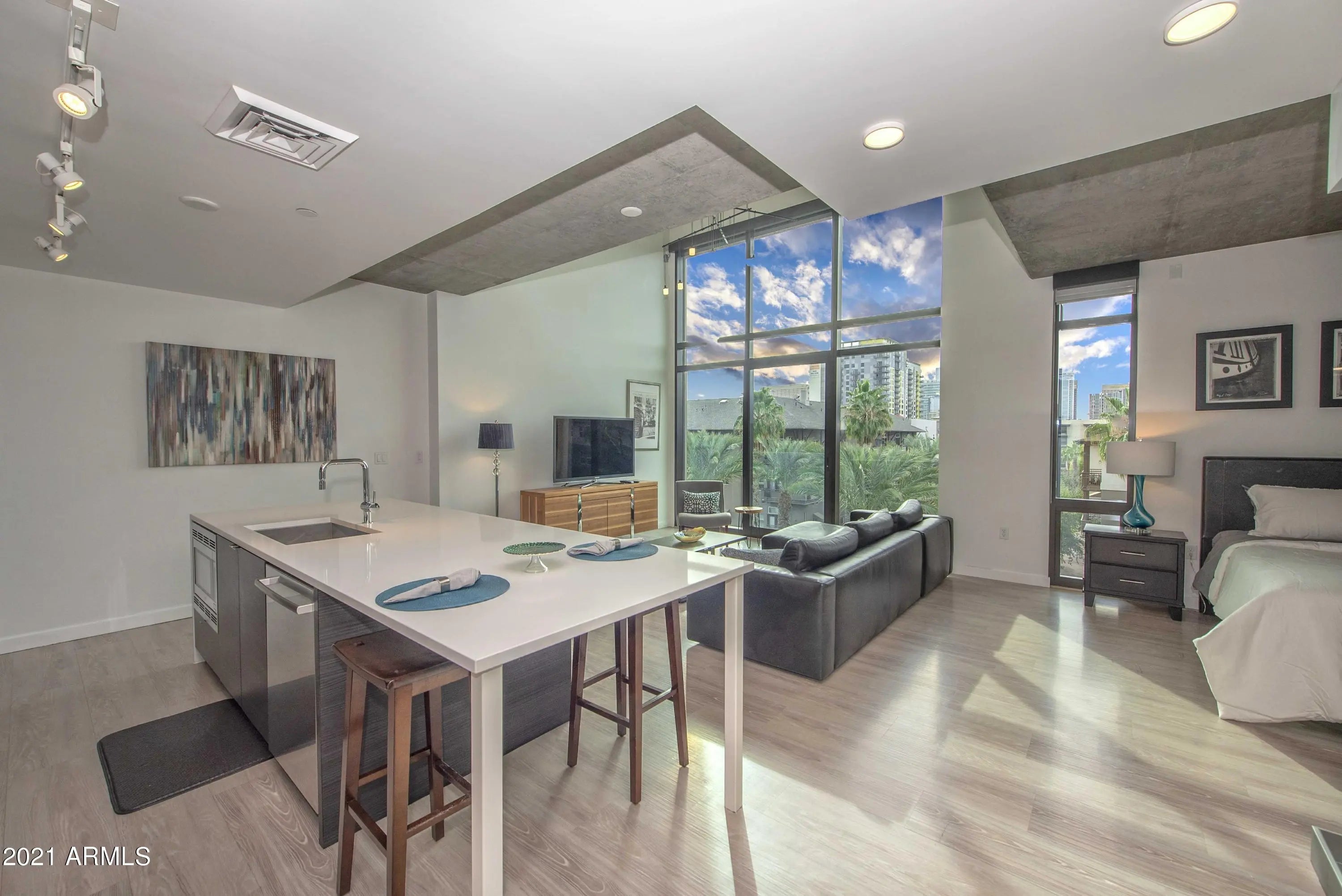 Photo of Listing #6307032