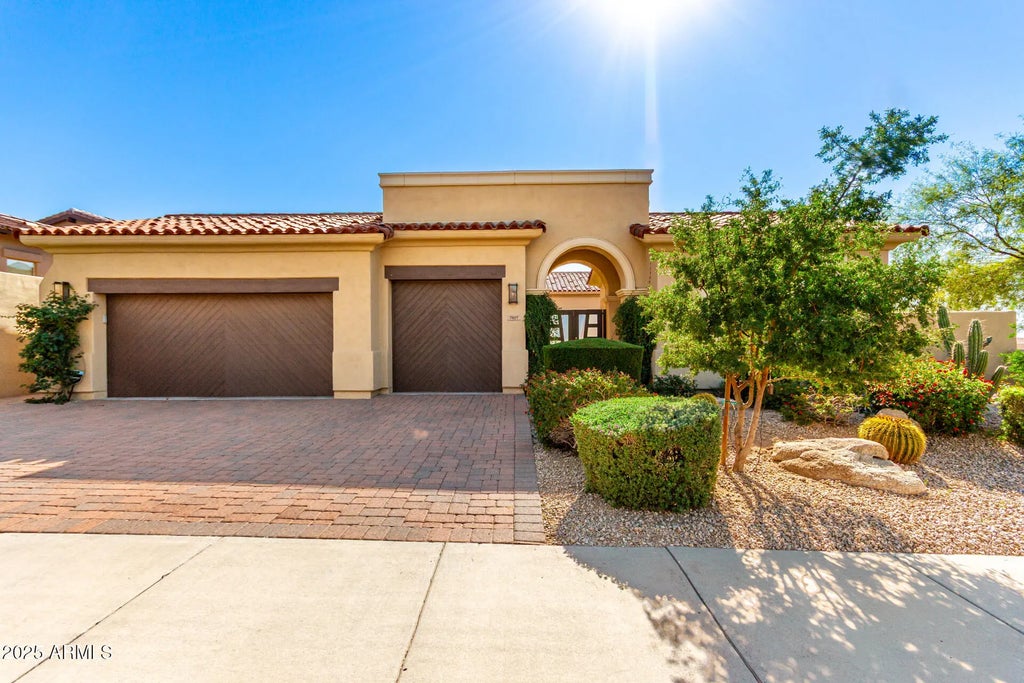 7407 E Camino Rayo De Luz -- E, Scottsdale