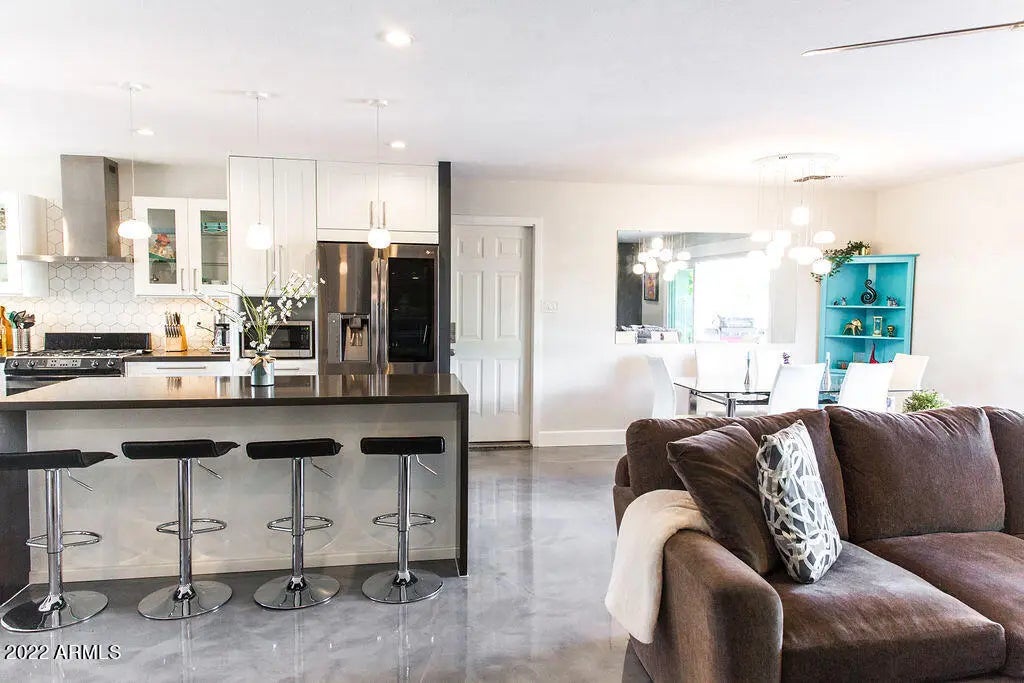 Photo of Listing #6434942