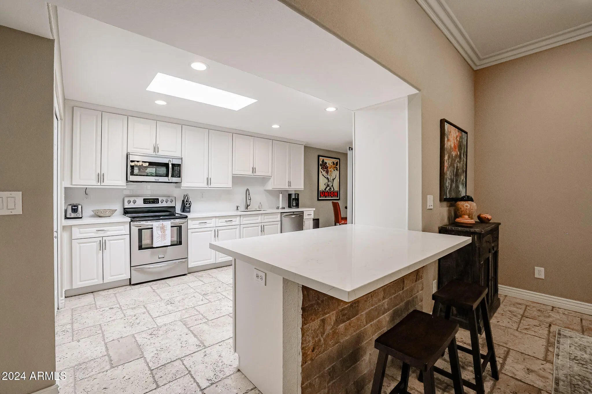 Photo of Listing #6444490