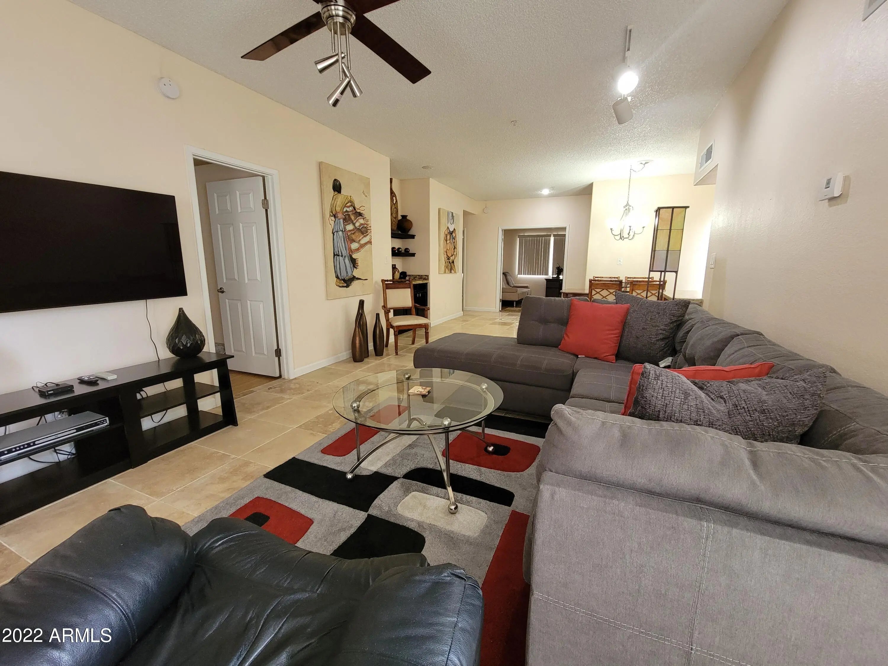 Photo of Listing #6451940