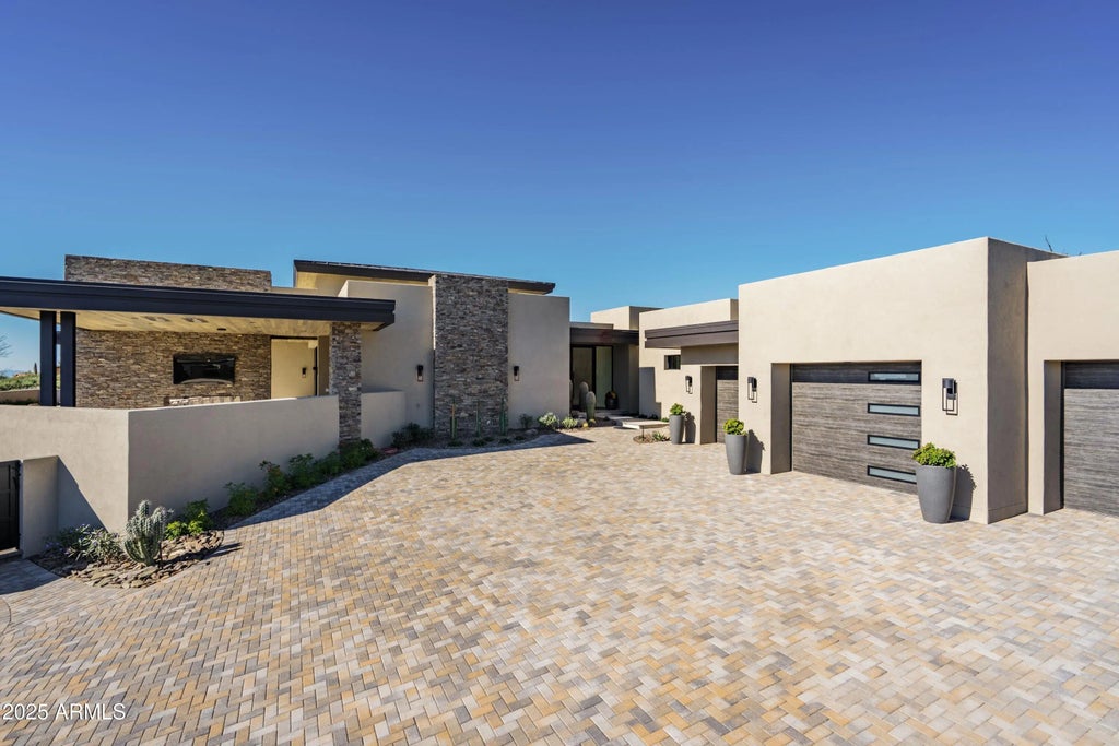 8922 E Covey Trail, Scottsdale