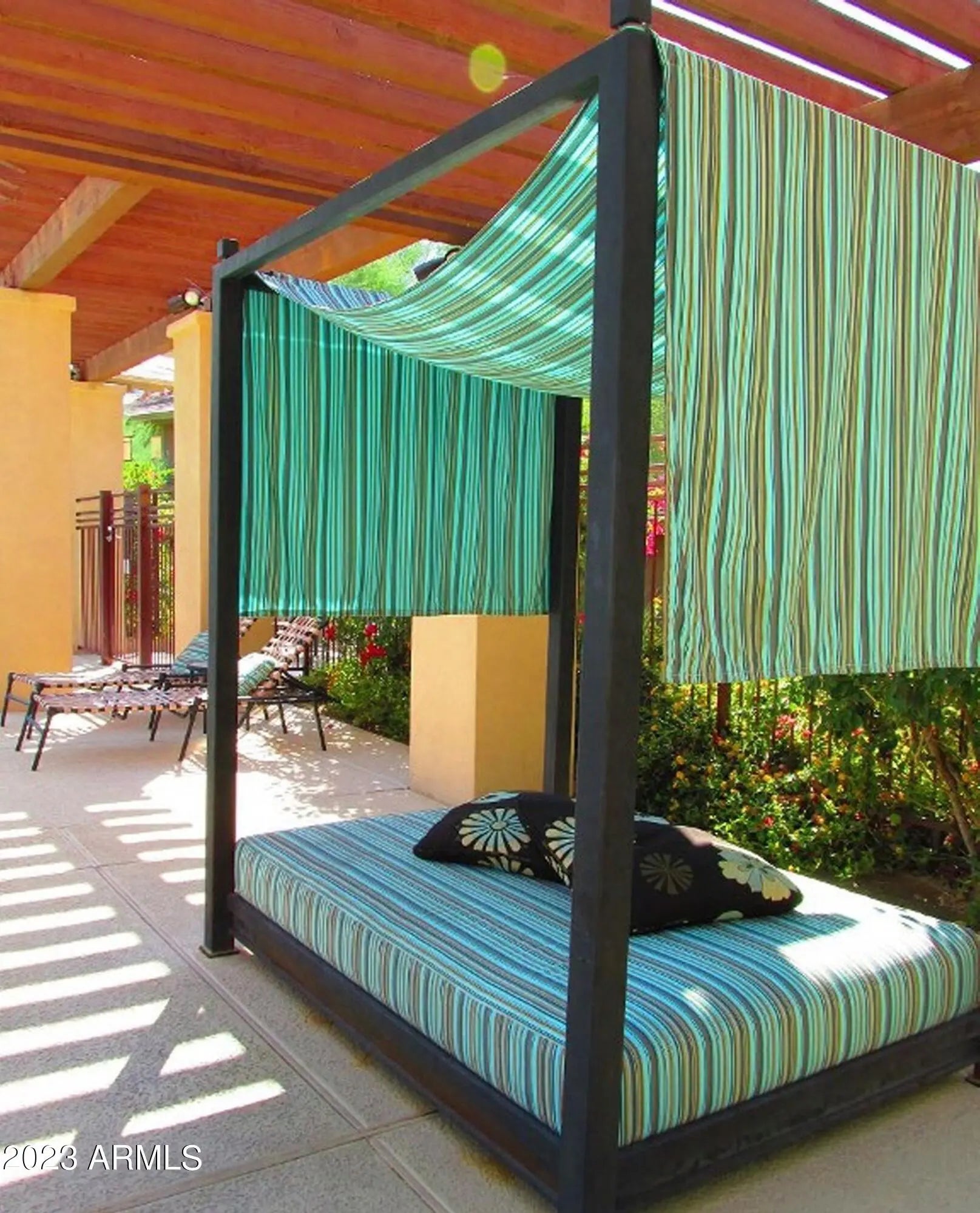 Photo of Listing #6520325