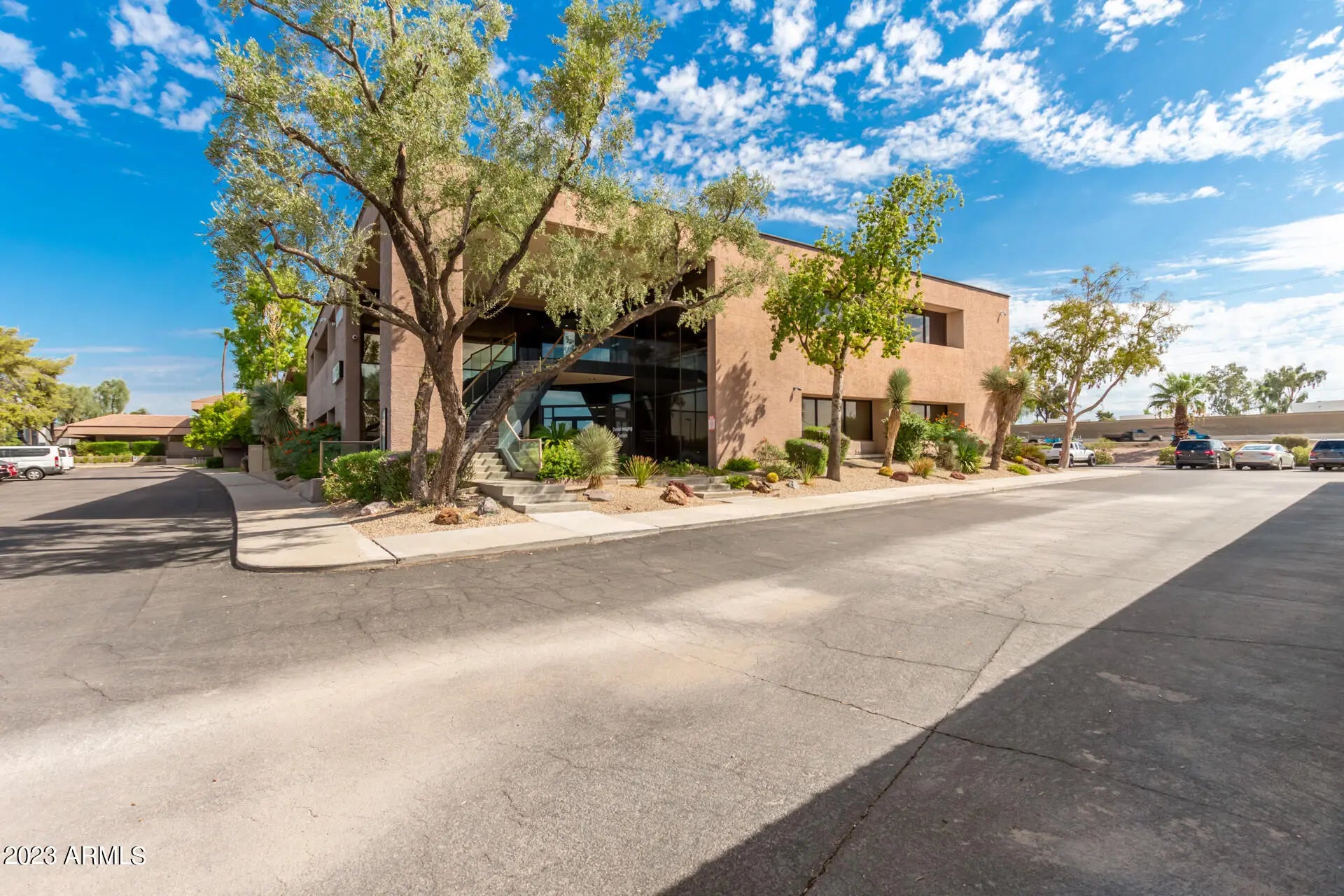 Photo of Listing #6612955