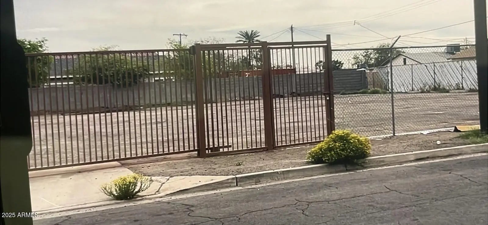 Photo of Listing #6933001