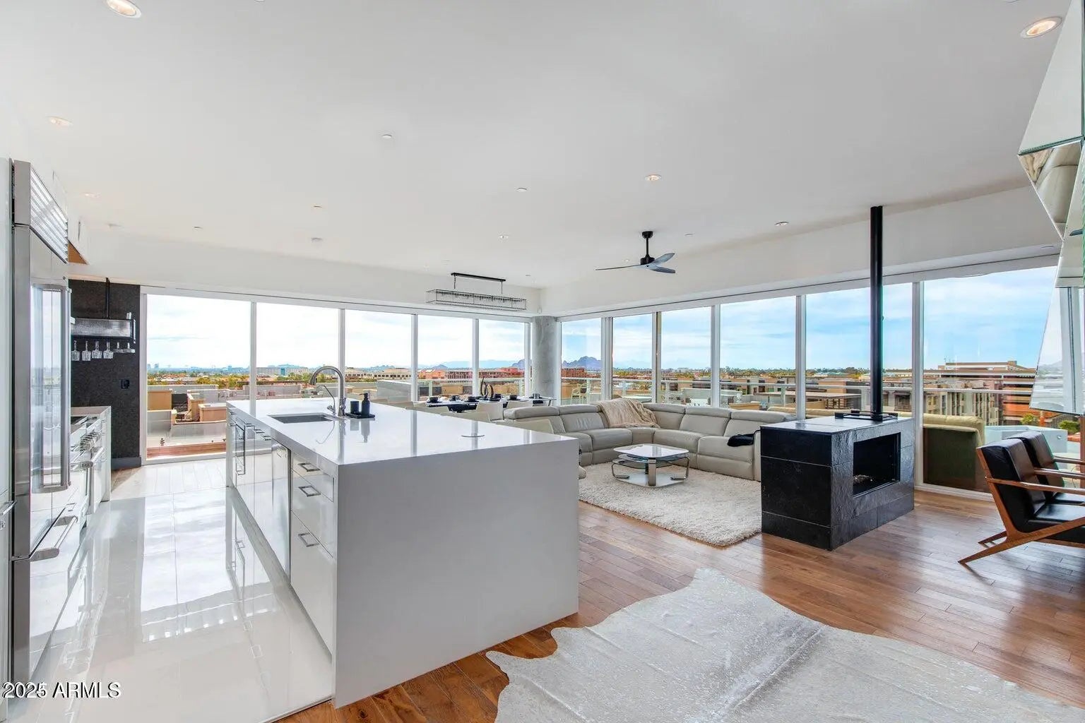 Photo of Listing #6916276