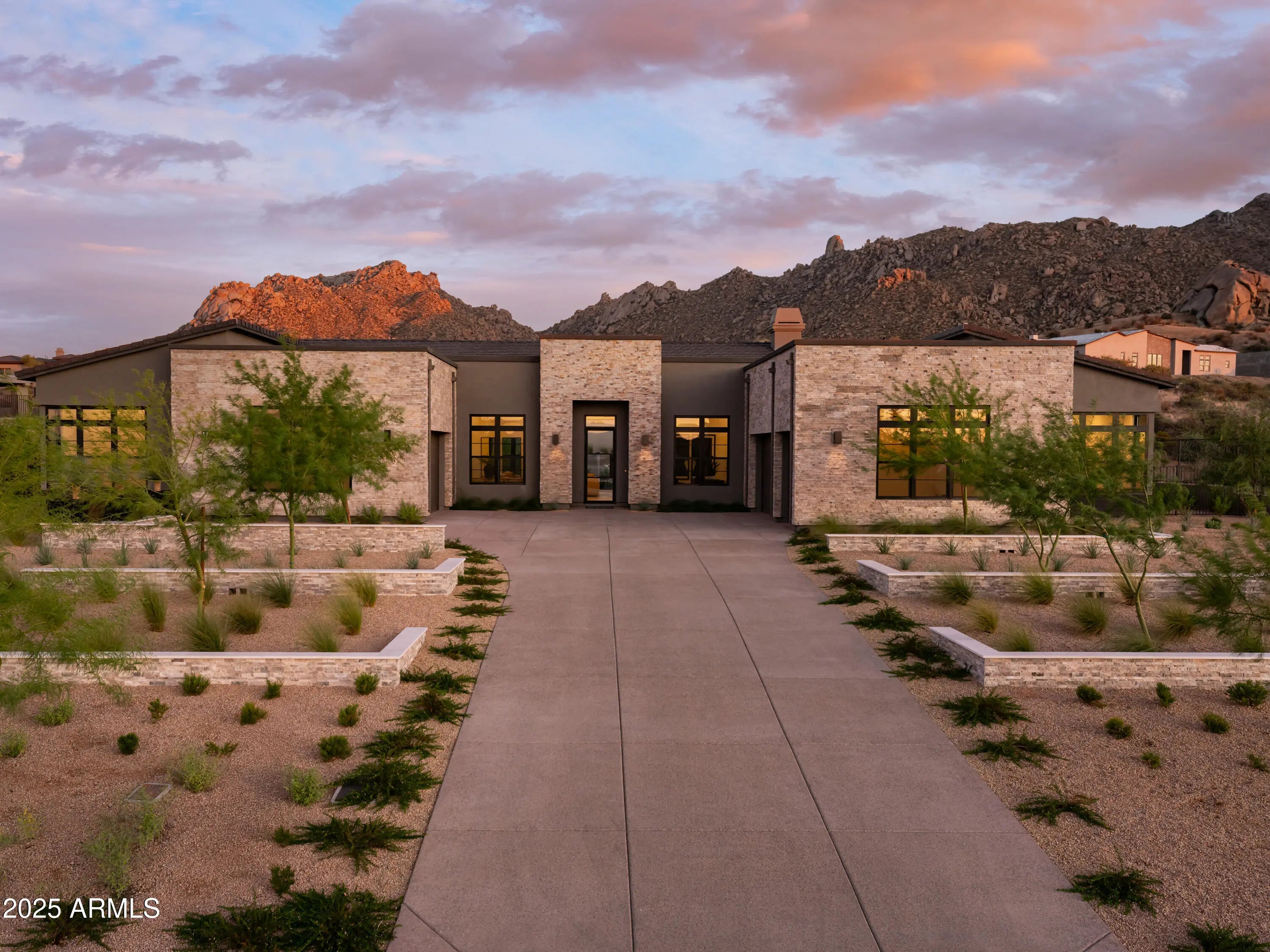 Photo of Listing #6647257