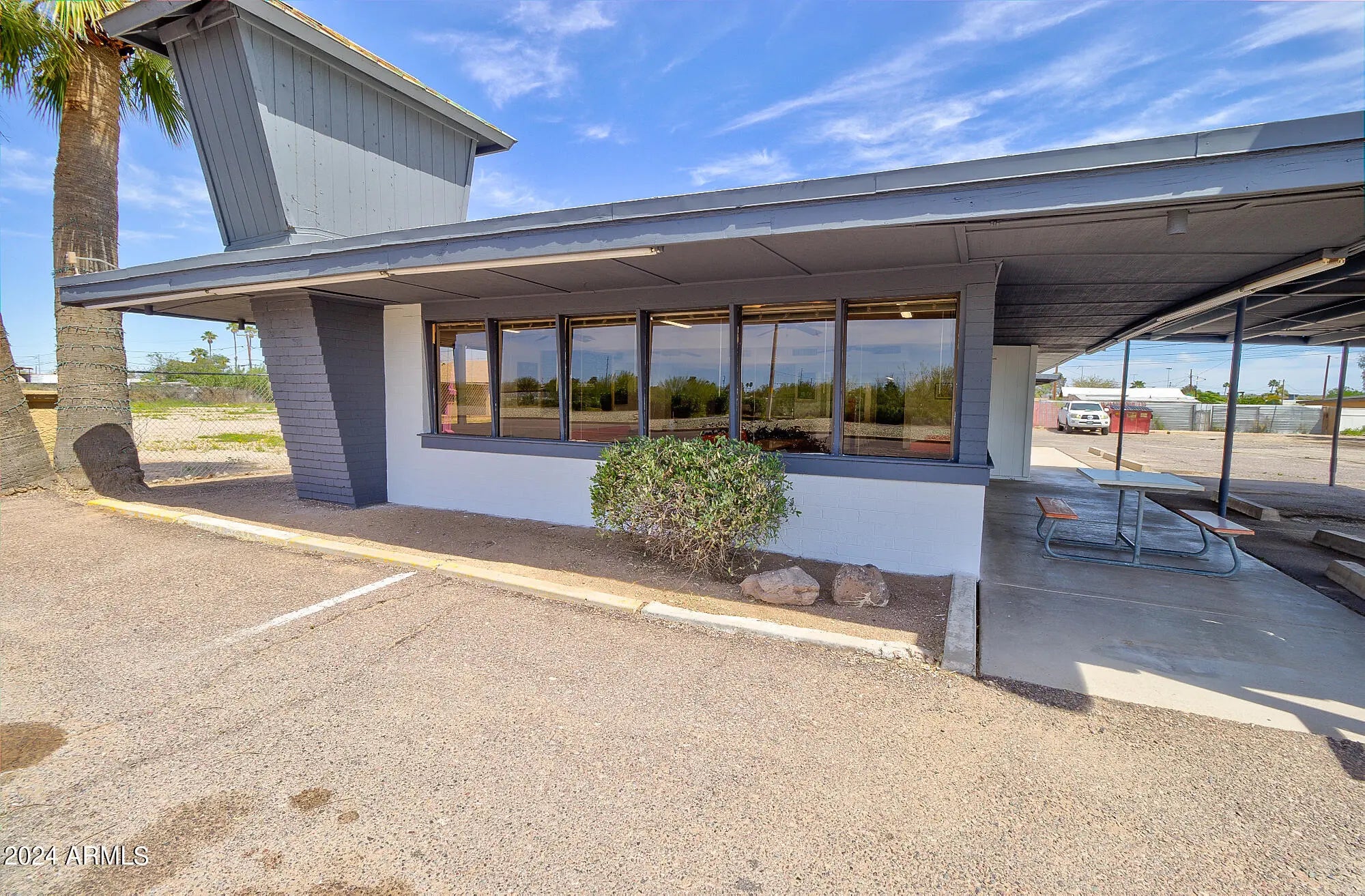 Photo of Listing #6698819