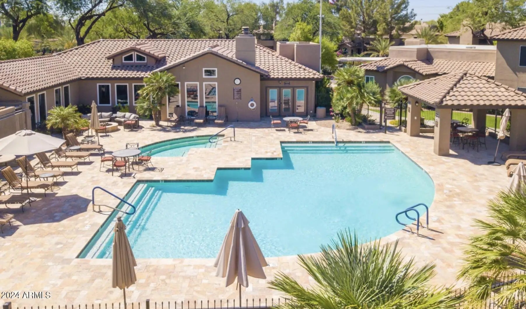 Photo of Listing #6679354